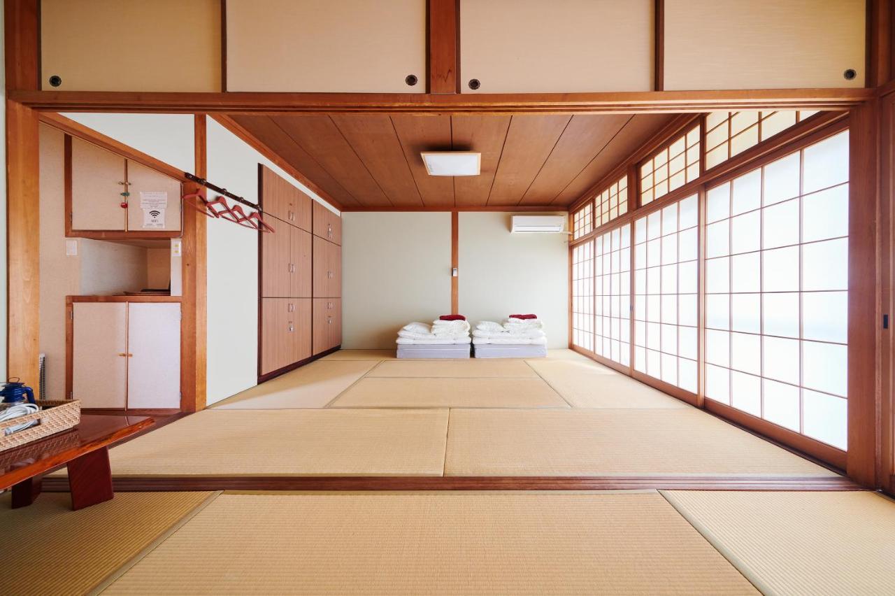 Hostel Coliberty Tokushima Exteriör bild