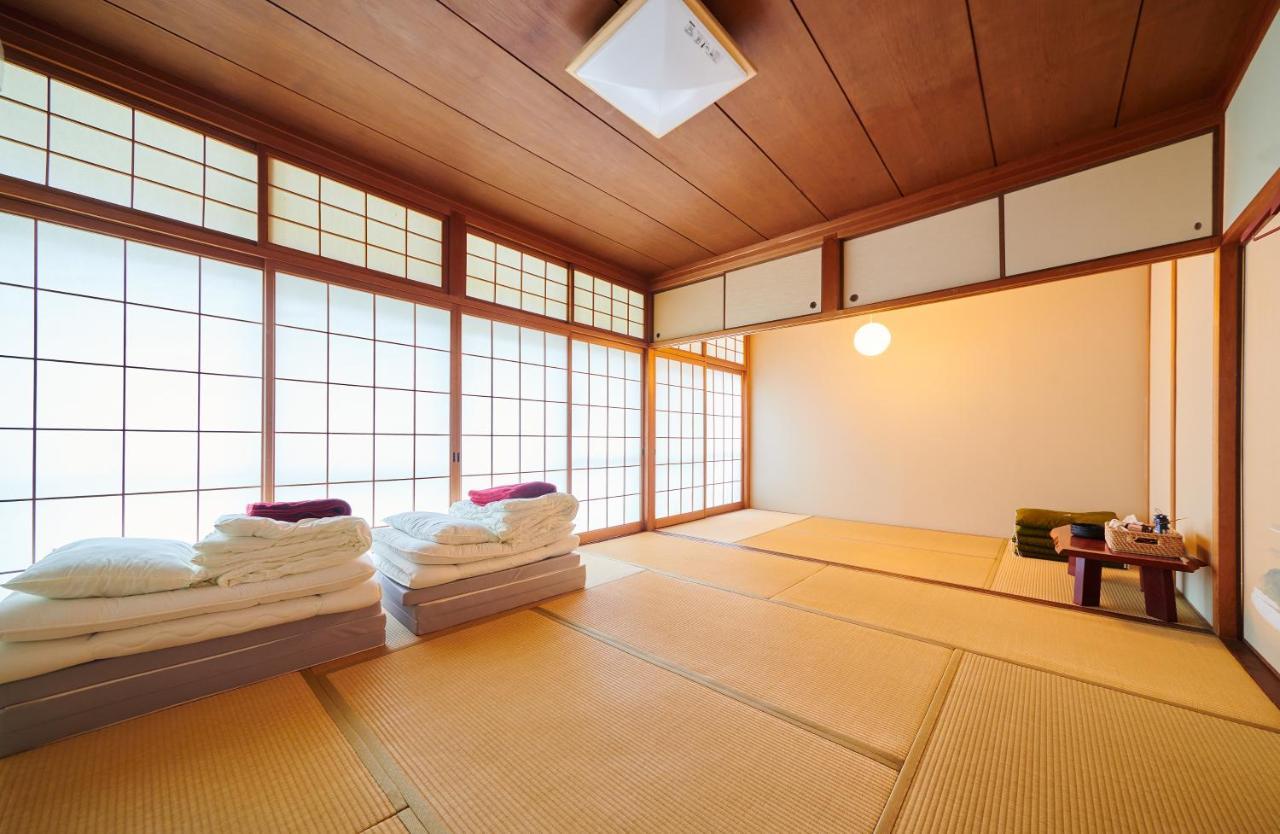 Hostel Coliberty Tokushima Exteriör bild